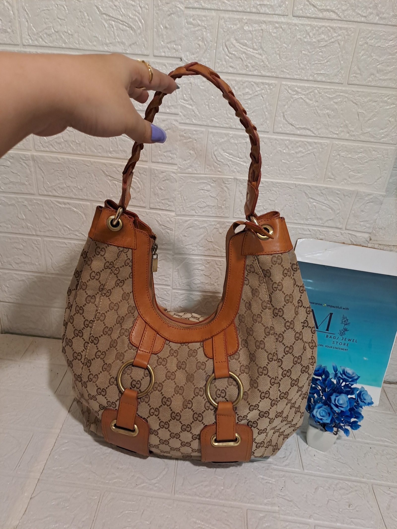 vintage Gucci Canvas Hobo Bag - Image 11
