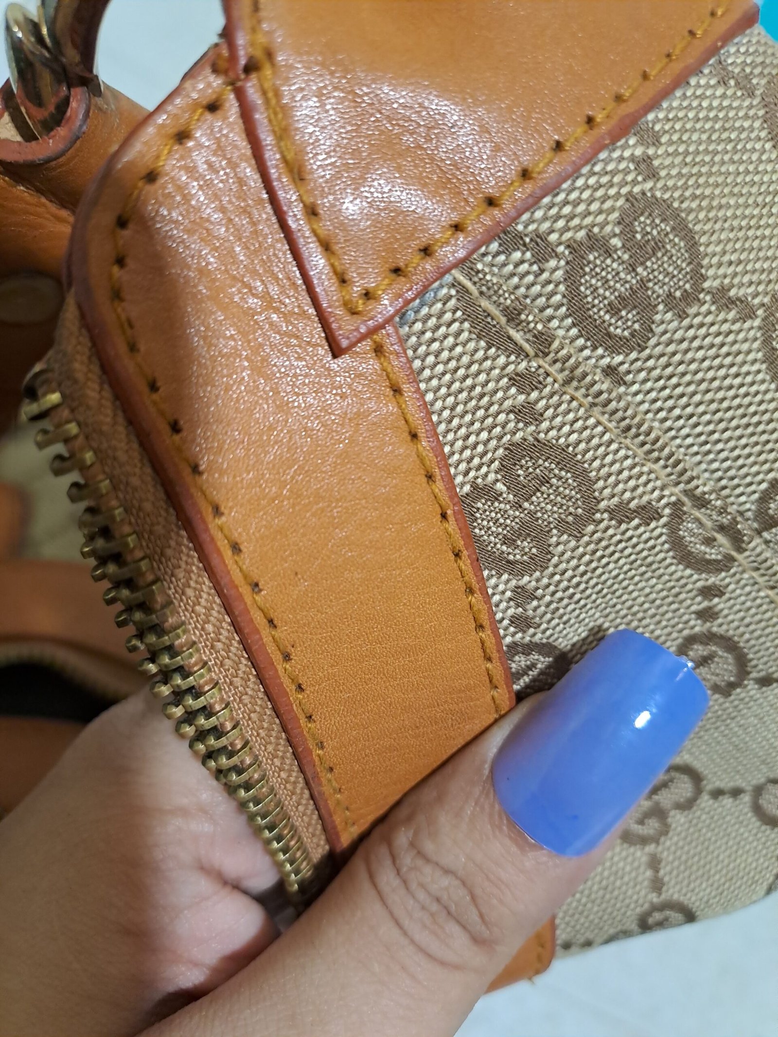 vintage Gucci Canvas Hobo Bag - Image 7