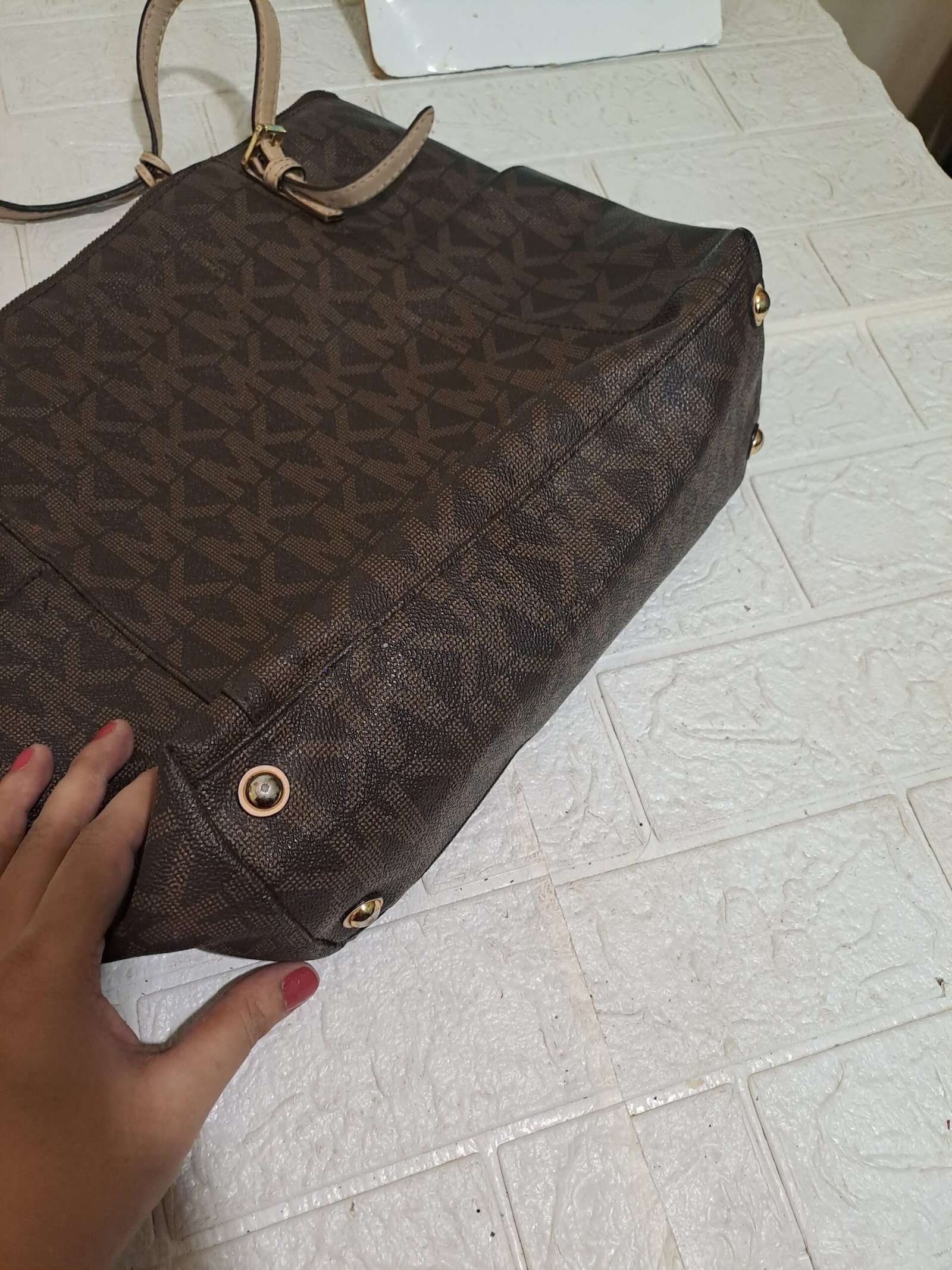 Micheal kors jet set top zip tote - Image 10