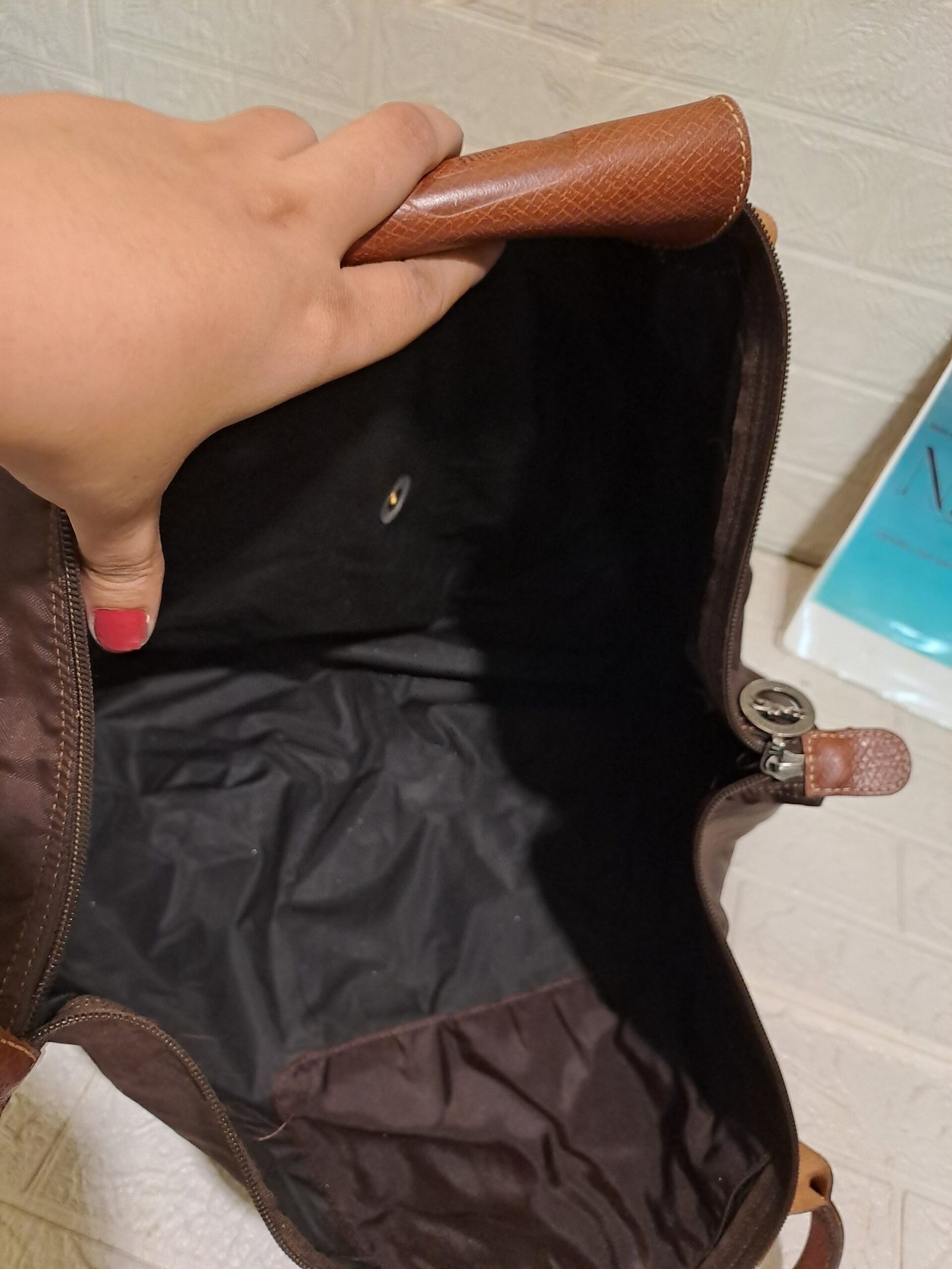 Long Champ Travel Bag - Image 3