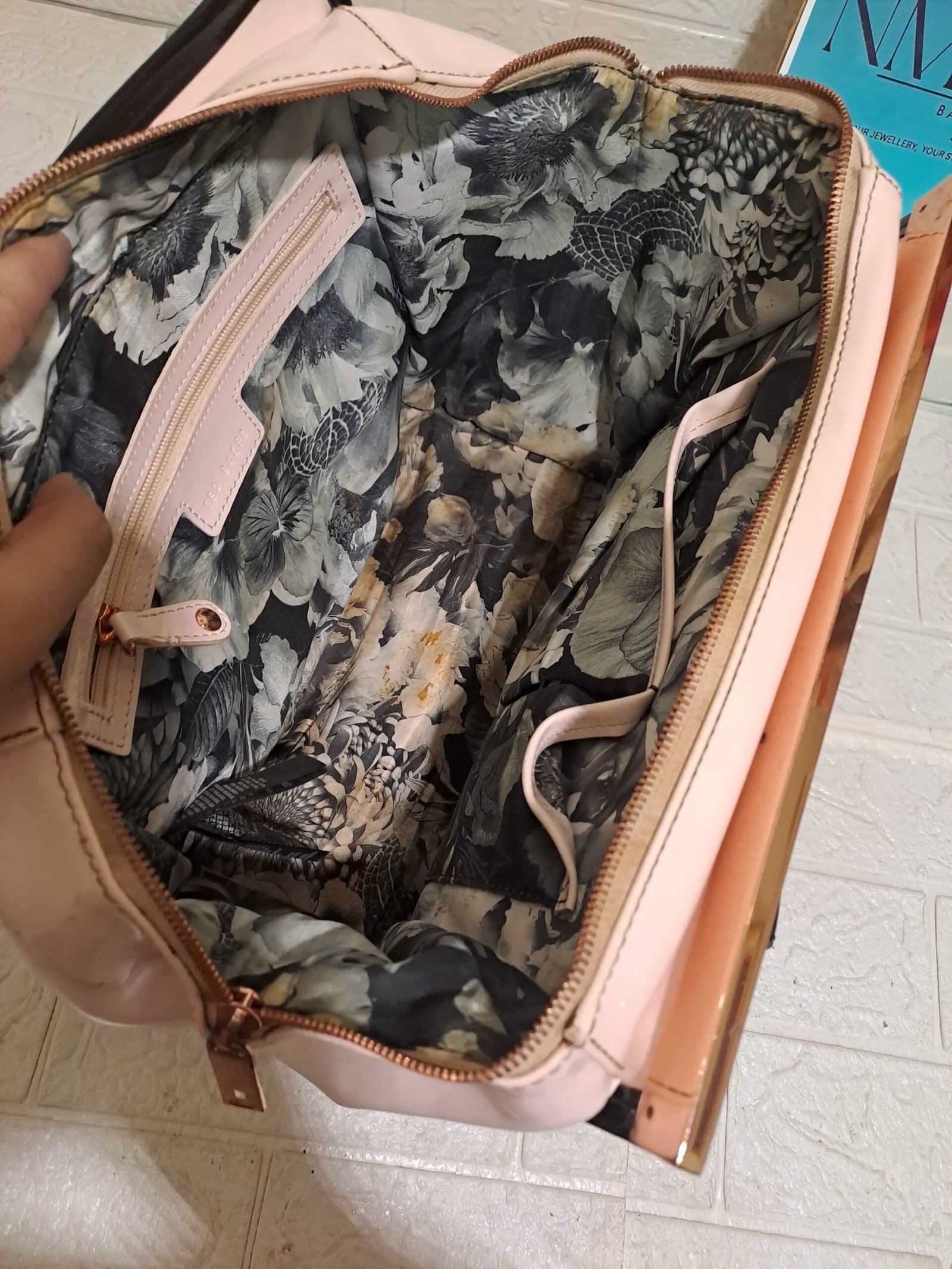 Ted Baker London Light Pink (Nude/Blush Pink) Patent Leather Handbag - Image 13