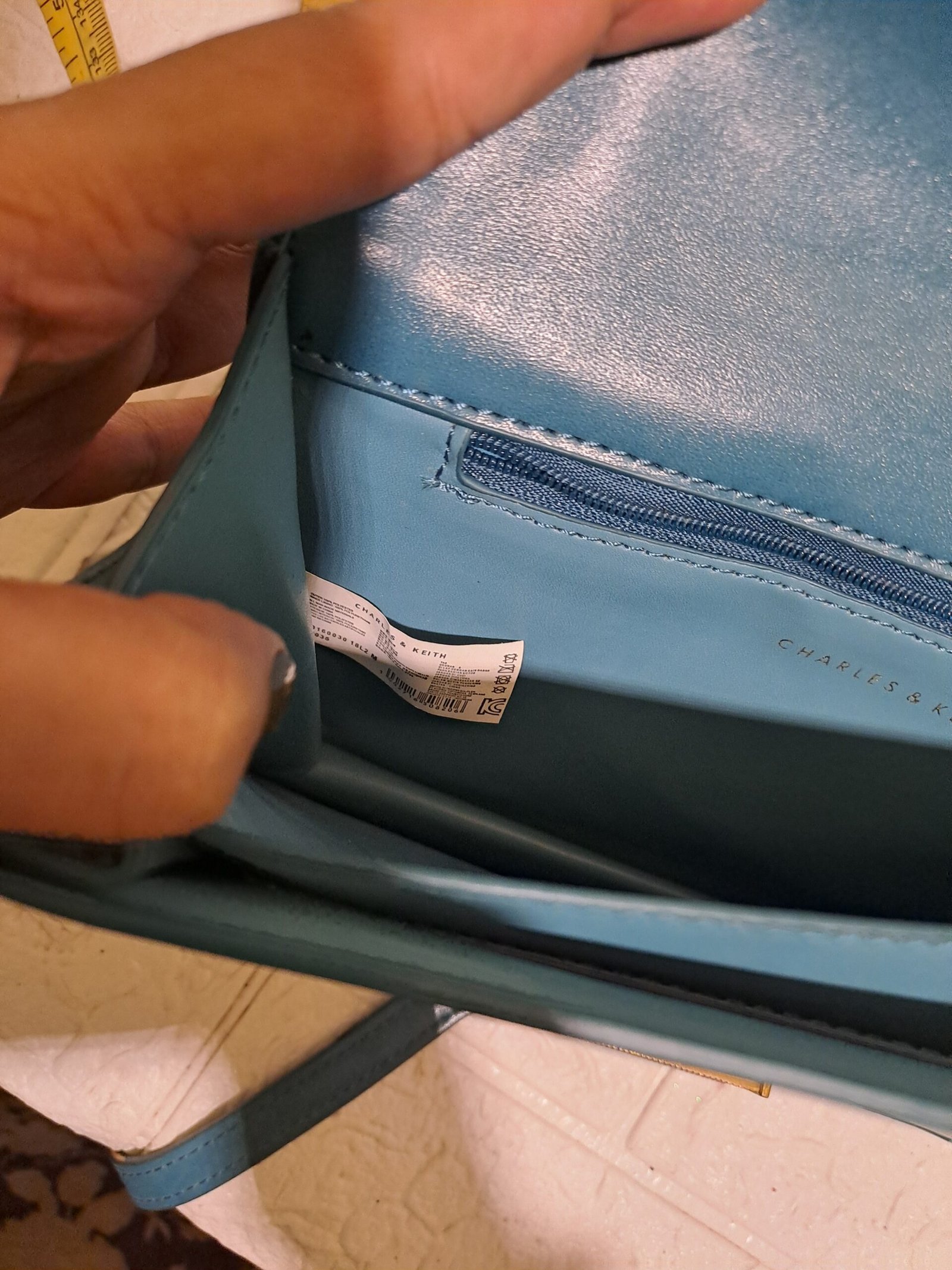 Charles & keith Teal Blue Crossbody - Image 6
