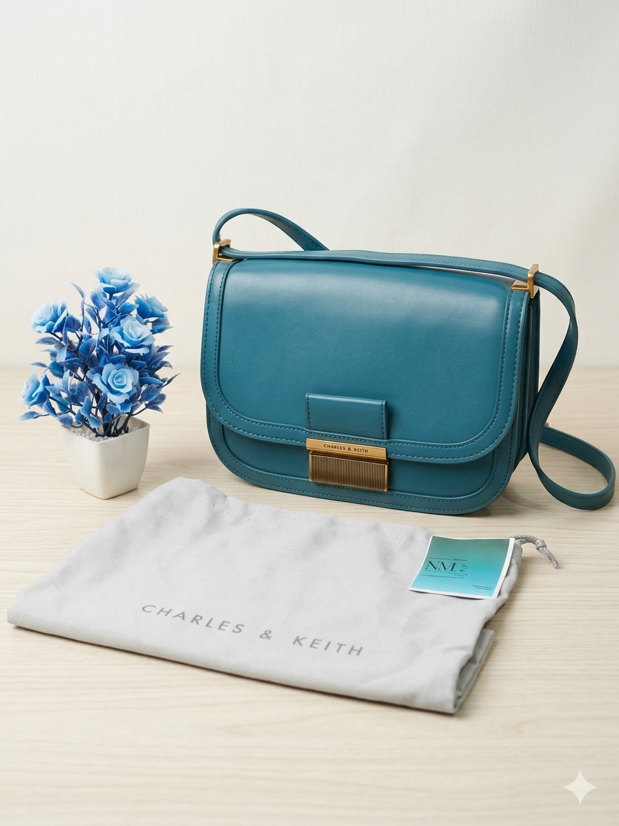 Charles & keith Teal Blue Crossbody - Image 3