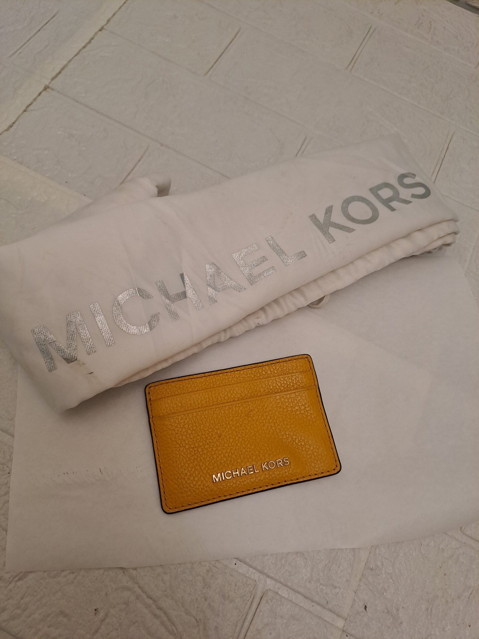 Michael Kors Card Holder - Image 5