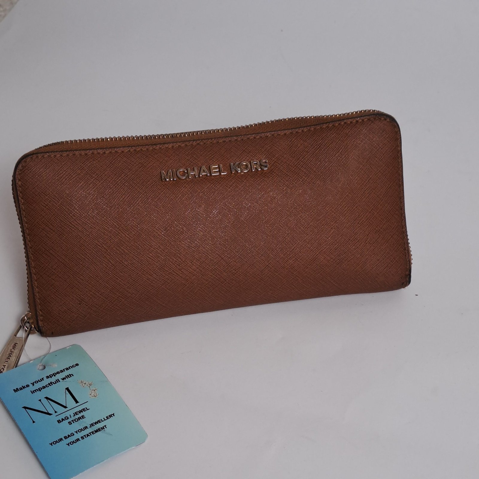 Michael Kors Jet set travel continental wallet in tan/ brown colour - Image 6