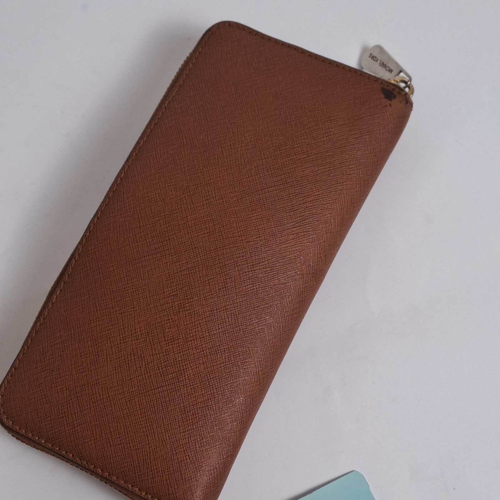 Michael Kors Jet set travel continental wallet in tan/ brown colour - Image 2