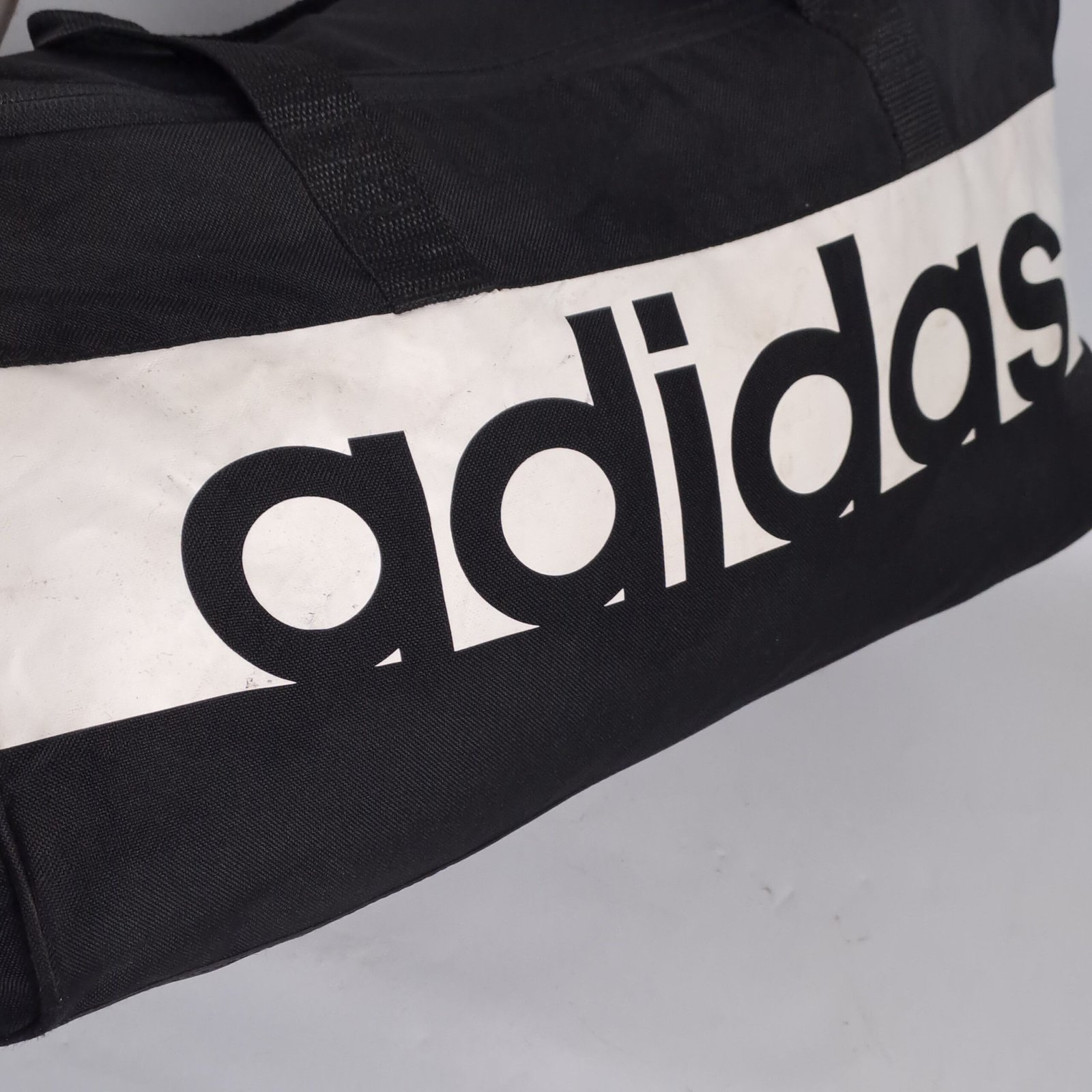 Adidas travel/ Gym/ Sports Bag - Image 8