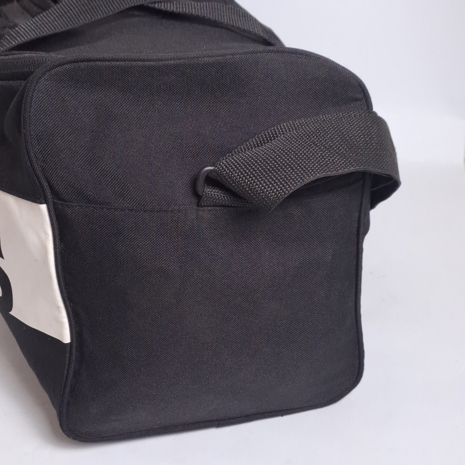 Adidas travel/ Gym/ Sports Bag - Image 15