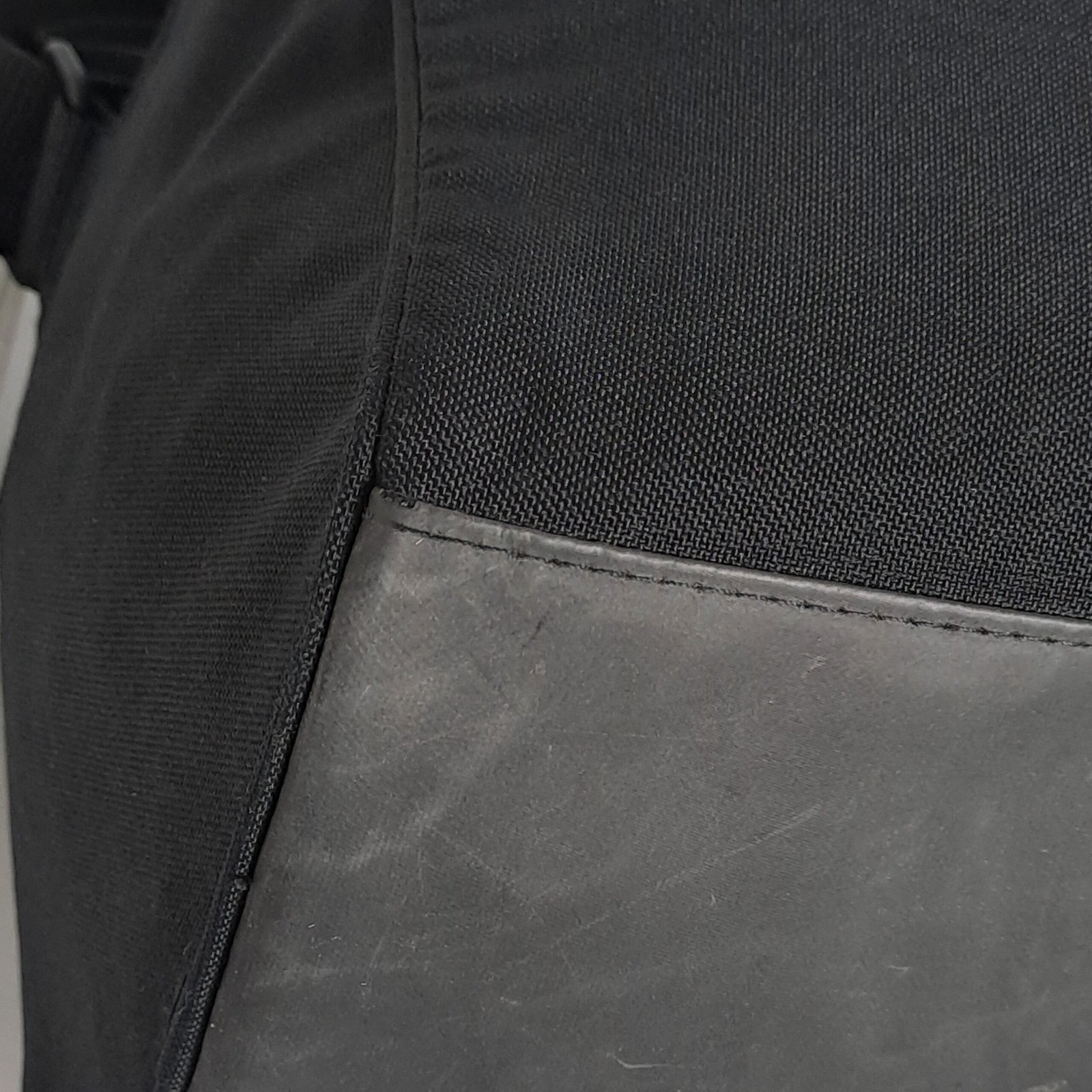 Adidas travel/ Gym/ Sports Bag - Image 10