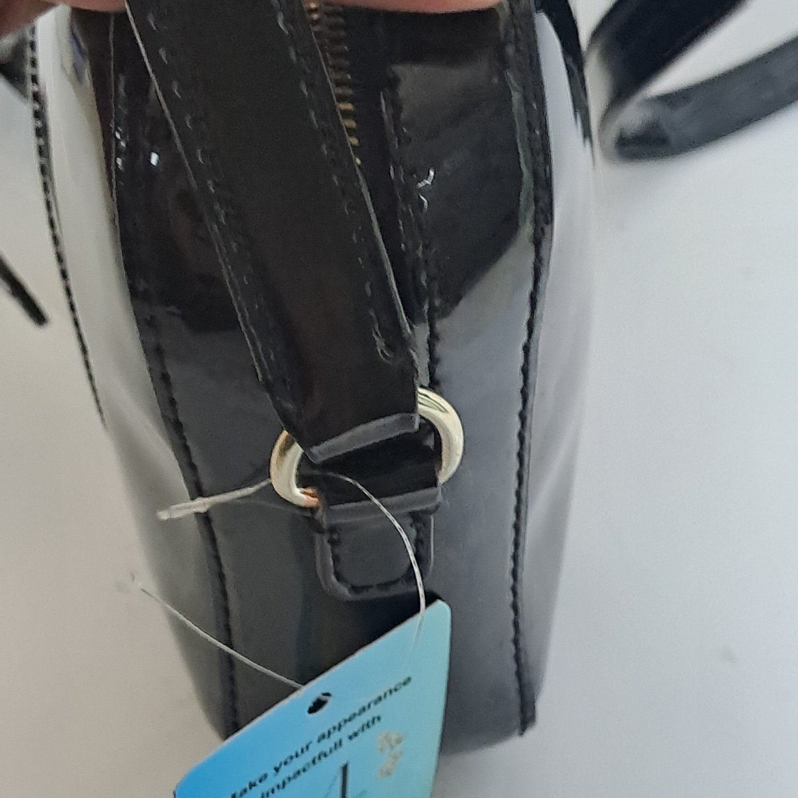 Guess kamryn crossbody Black Color - Image 7
