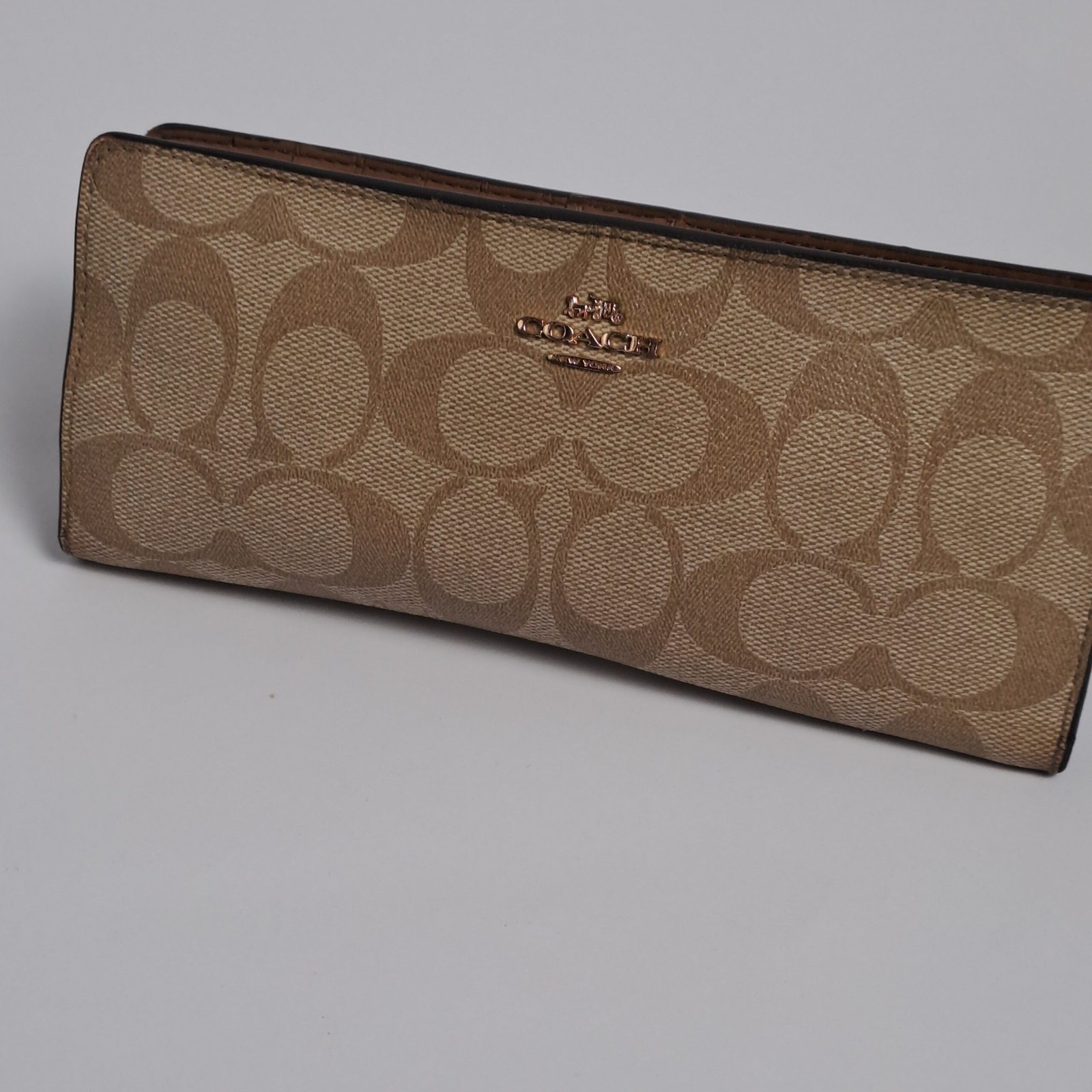 COACH Slim Zip Wallet in Signature Canvas (Khaki/Saddle - Image 3