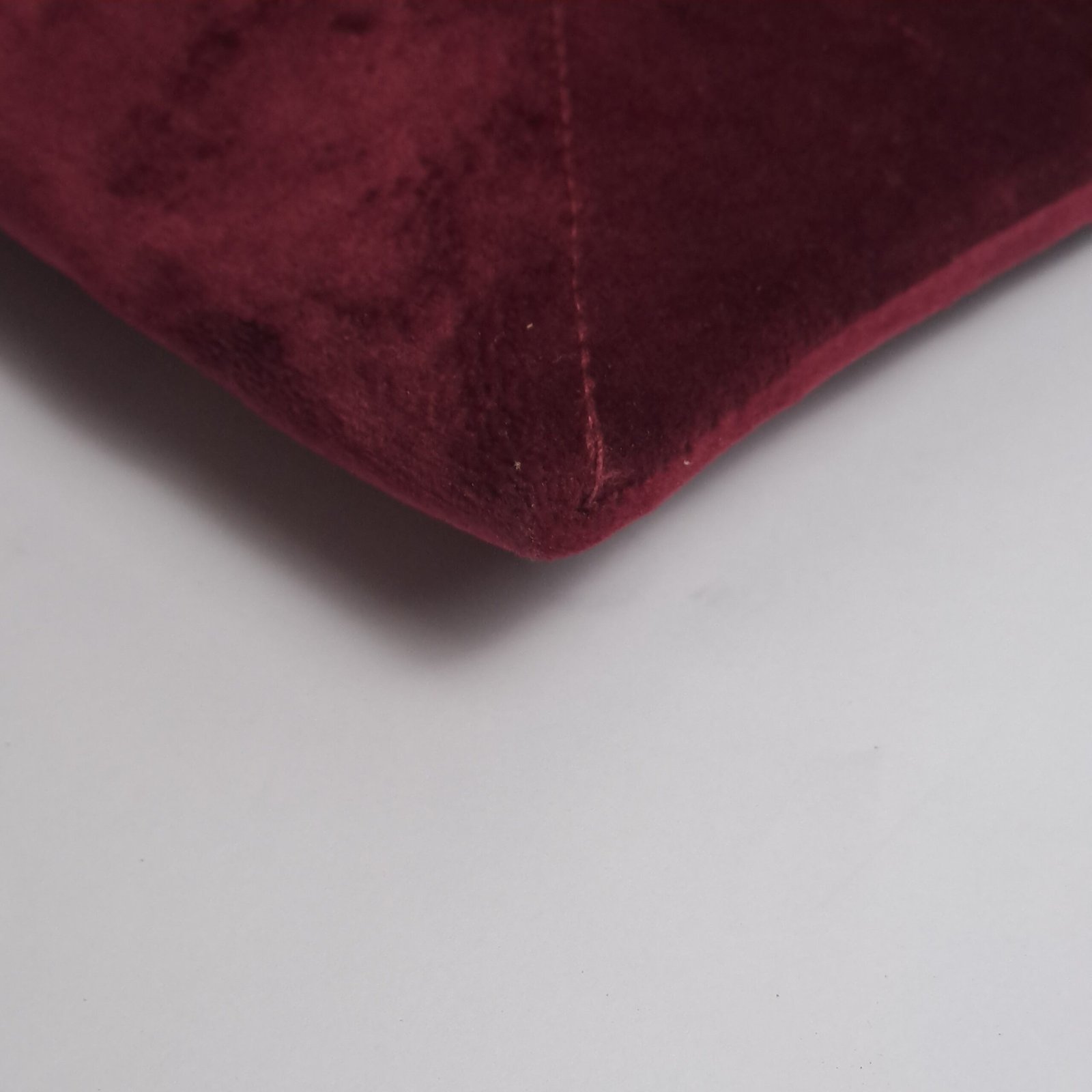 MAC Cosmetics x My Little Box Limited Edition Velvet Clutch) - Image 8