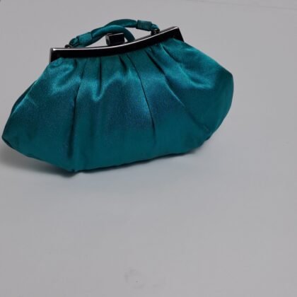 ingra pel vintage clutch in teal blue colour 💙