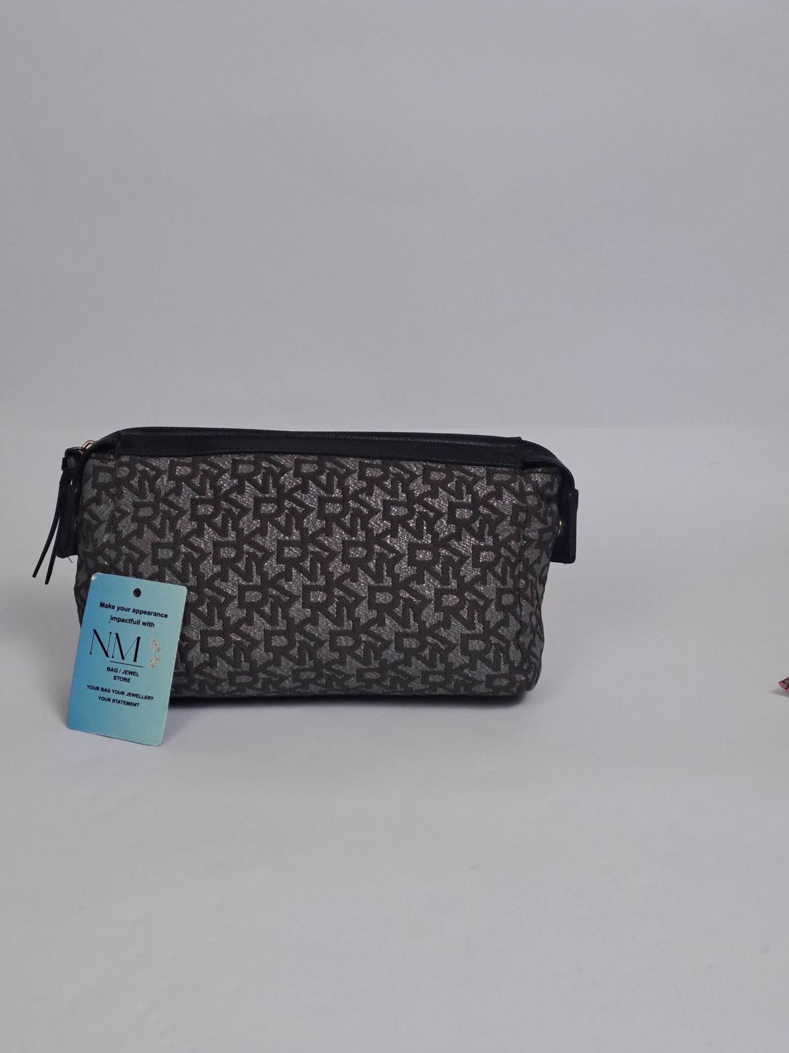 Dkny Signature Cosmetic Pouch/ Vanity Case - Image 4