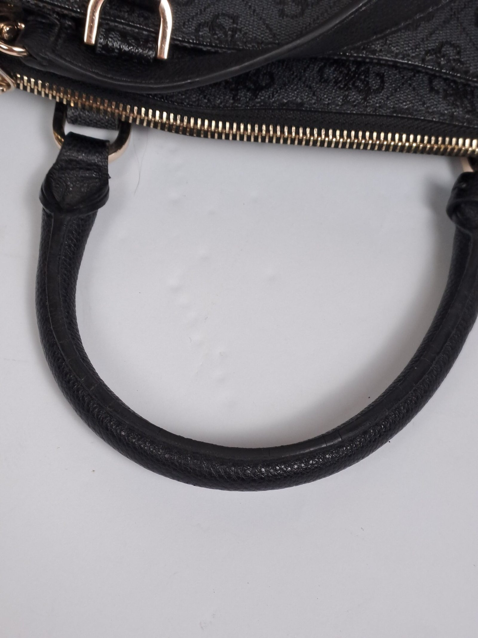 Guess Zadie Girlfriend Satchel Bag - Image 2