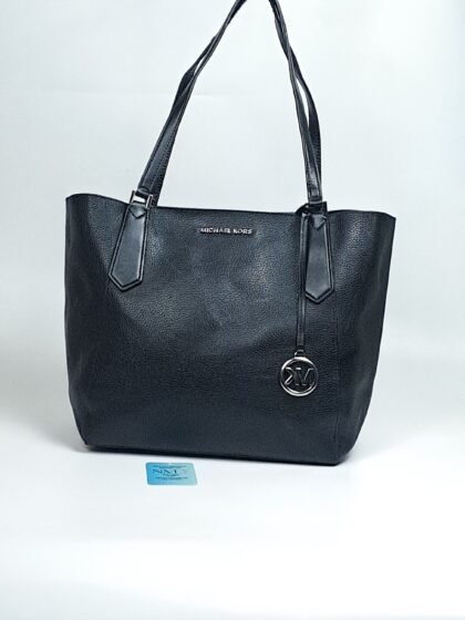 Michael Kors Kimberly zipper Tote Bag
( Pre-Loved)